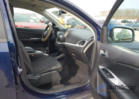 2020 Dodge Journey Se Value from USA, damaged, VIN 3C4PDCAB2LT249573